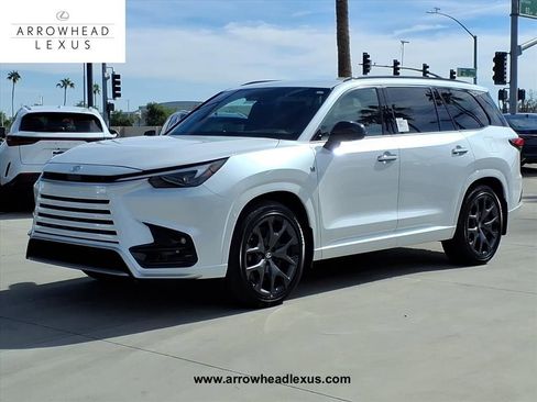 New 2026 Lexus TX 500h image 1