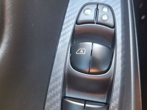 Used 2025 Nissan Sentra S image 20