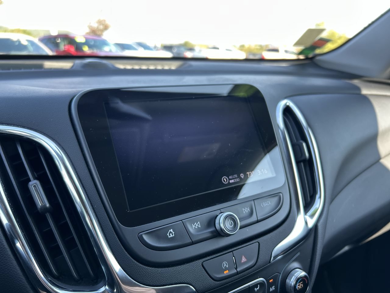 Used 2024 Chevrolet Equinox LT AWD/4WD image 28