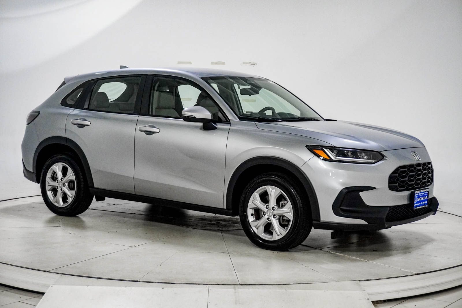 Used 2024 Honda HR-V LX image 10