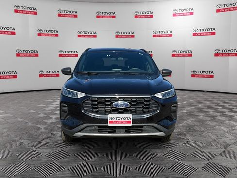Used 2025 Ford Escape ST-Line AWD/4WD image 8