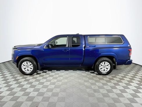 Used 2023 Nissan Frontier SV w/ SV Convenience Package RWD image 5