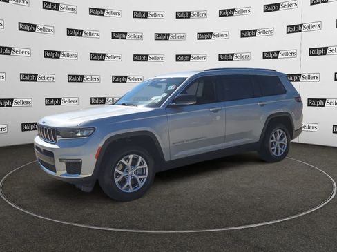 Used 2022 Jeep Grand Cherokee L Limited image 2