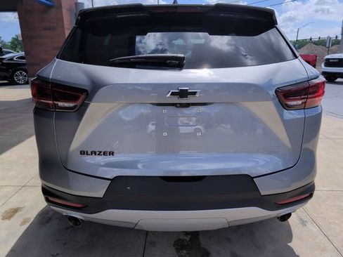 Used 2024 Chevrolet Blazer LT w/ Sound & Technology Package FWD image 7