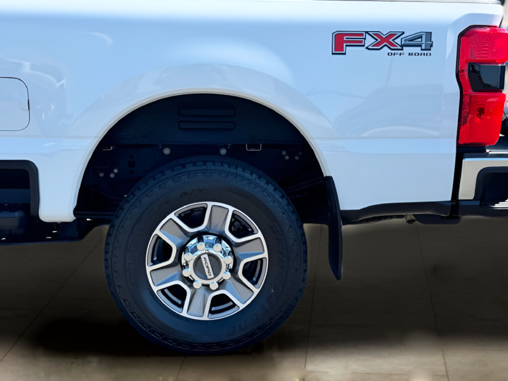 Used 2025 Ford F250 Lariat AWD/4WD image 39