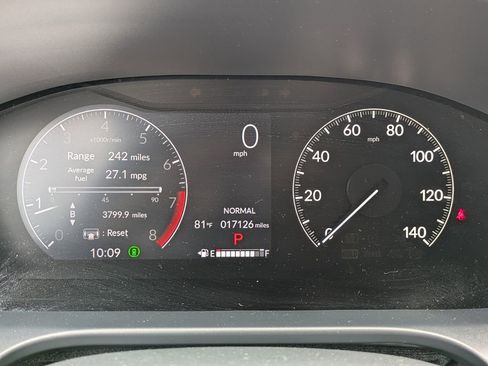 Used 2025 Honda HR-V Sport image 27