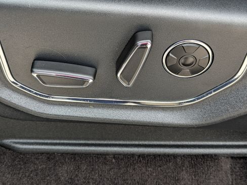 Used 2022 Ford Expedition Max Platinum image 18