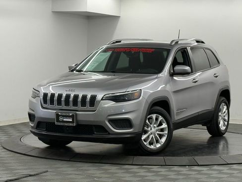 Used 2021 Jeep Cherokee Latitude image 2