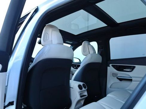 New 2026 Mercedes-Benz GLC 300 image 26