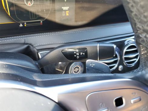 Used 2020 Mercedes-Benz S 560 Sedan image 26