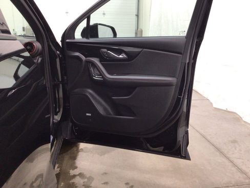 Used 2023 Chevrolet Blazer RS image 35