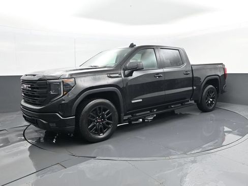 Used 2024 GMC Sierra 1500 Elevation AWD/4WD image 2