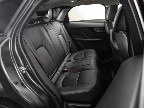 Used 2018 Jaguar F-PACE Premium AWD/4WD image 37