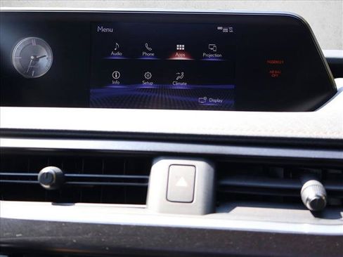 Used 2019 Lexus UX 250h w/ Premium Package AWD/4WD image 16