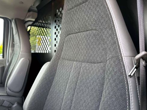 Used 2023 GMC Savana 2500 image 14