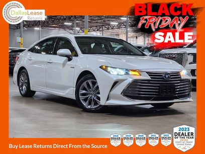 Used 2021 Toyota Avalon XLE w/ Moonroof Package
