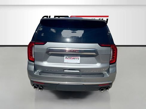 Used 2024 GMC Yukon XL Denali AWD/4WD image 6
