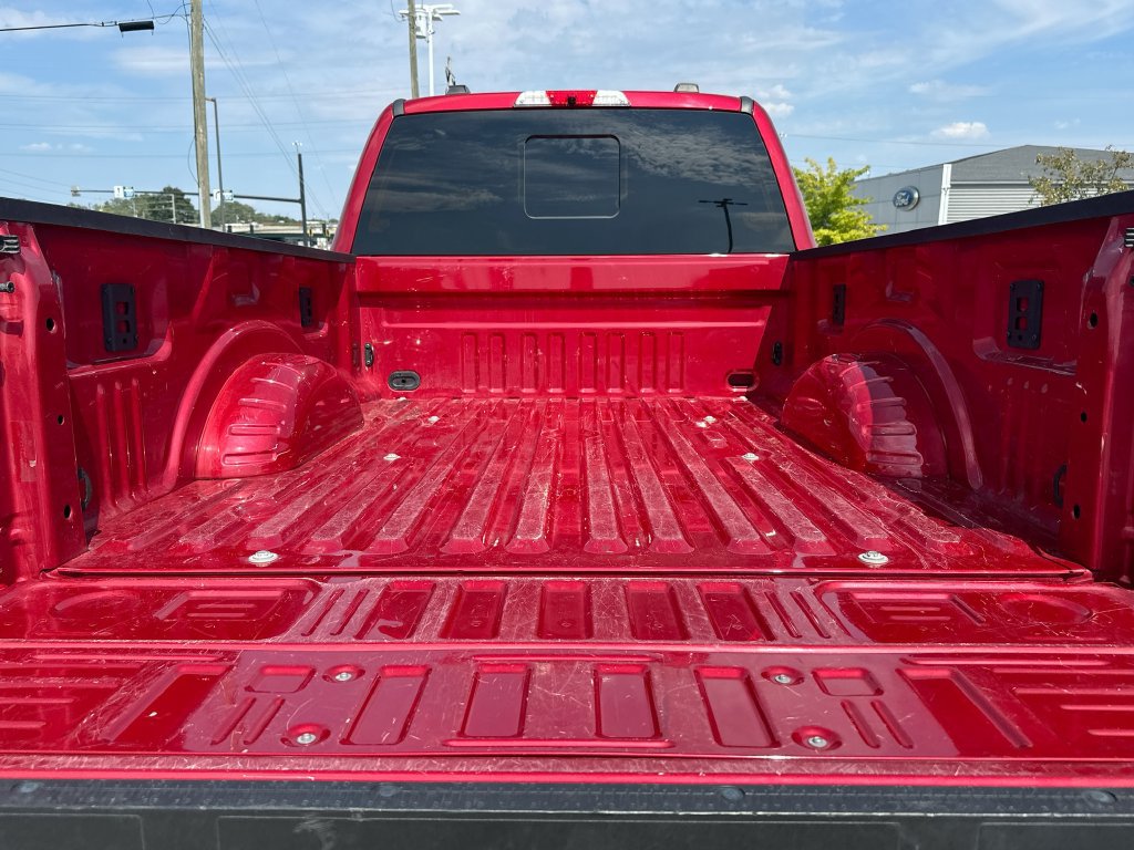 Used 2024 Ford F250 Lariat w/ Sport Appearance Package AWD/4WD image 16