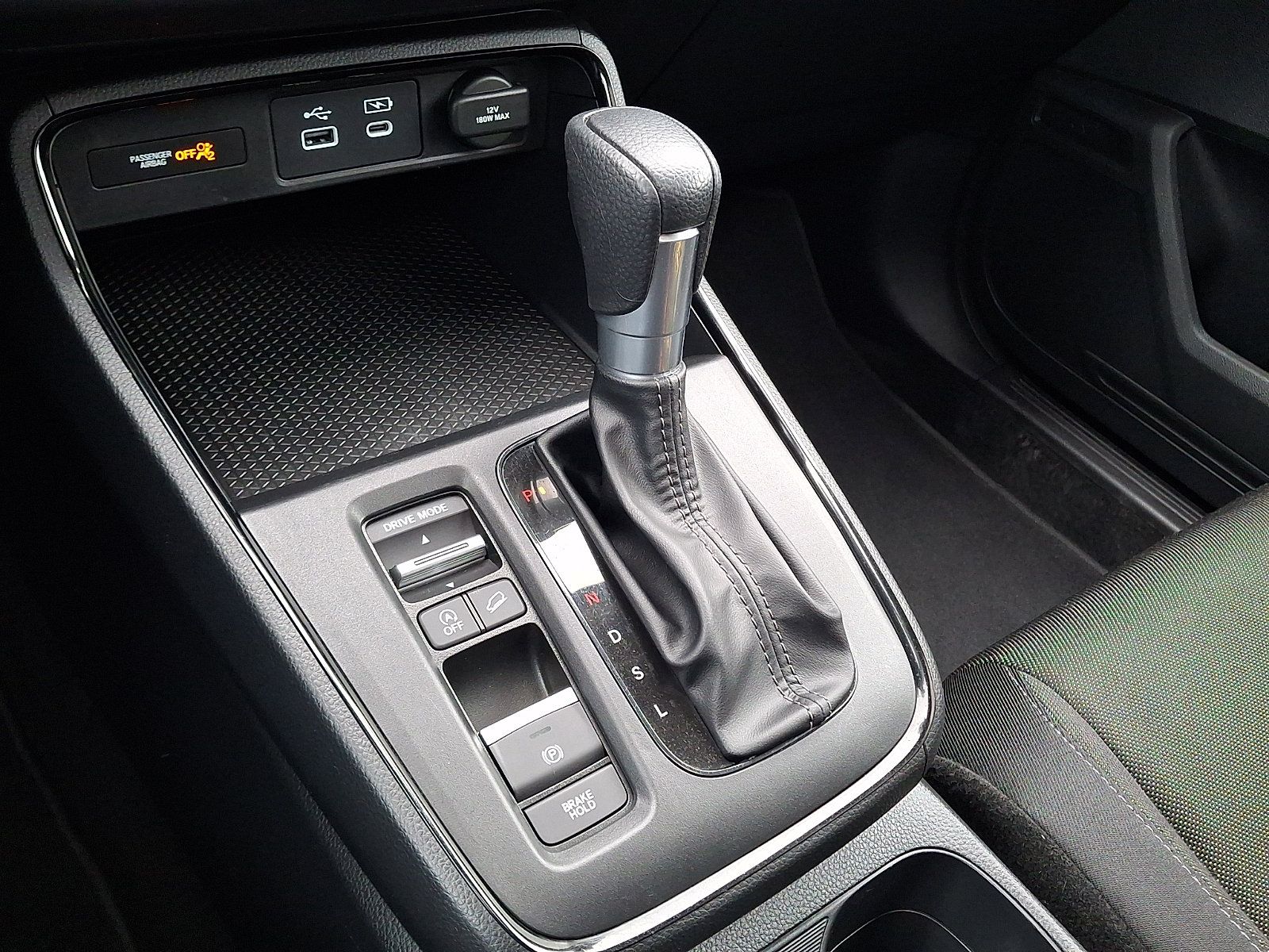 Used 2025 Honda CR-V EX image 15