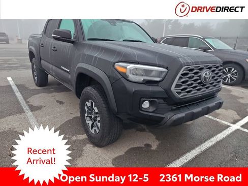 Used 2023 Toyota Tacoma TRD Off-Road AWD/4WD image 1