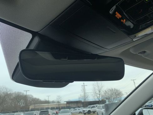 Certified 2025 Lexus NX 250 FWD w/ Towing Package (2000 Lbs) image 27