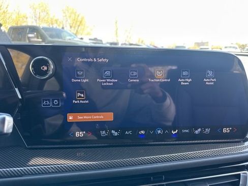 New 2026 Chevrolet Traverse High Country image 24