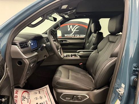 New 2026 Jeep Grand Wagoneer Limited image 11