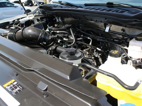 Used 2024 Ford F250 XL image 16