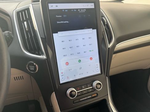 Certified 2023 Ford Edge Titanium image 31