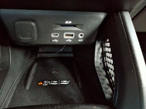 Used 2022 Chevrolet TrailBlazer RS w/ Technology Package AWD/4WD image 25