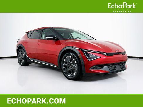 Used 2025 Kia EV6 Light w/ Light LR Technology Package RWD image 1