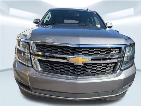 Used 2018 Chevrolet Suburban LT w/ Max Trailering Package image 2