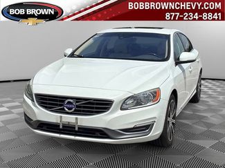 Used 2018 Volvo S60 T5 Inscription AWD/4WD video 1