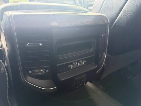 Used 2021 RAM 2500 Laramie AWD/4WD image 18