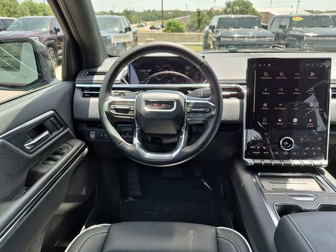 New 2026 GMC Sierra EV Elevation w/ LPO, Elevation Dark Package AWD/4WD image 30