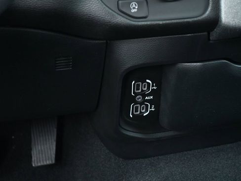 New 2026 RAM 1500 Express image 13