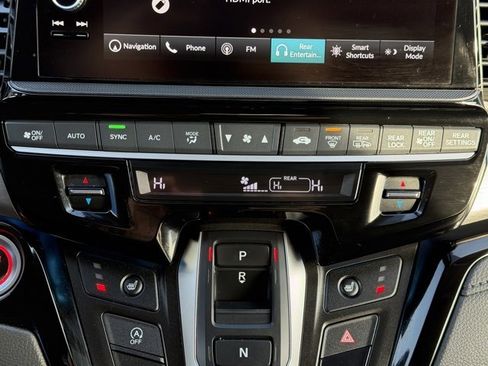 Certified 2025 Honda Odyssey Touring image 18