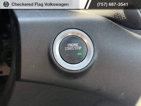 Used 2024 GMC Terrain AT4 image 40