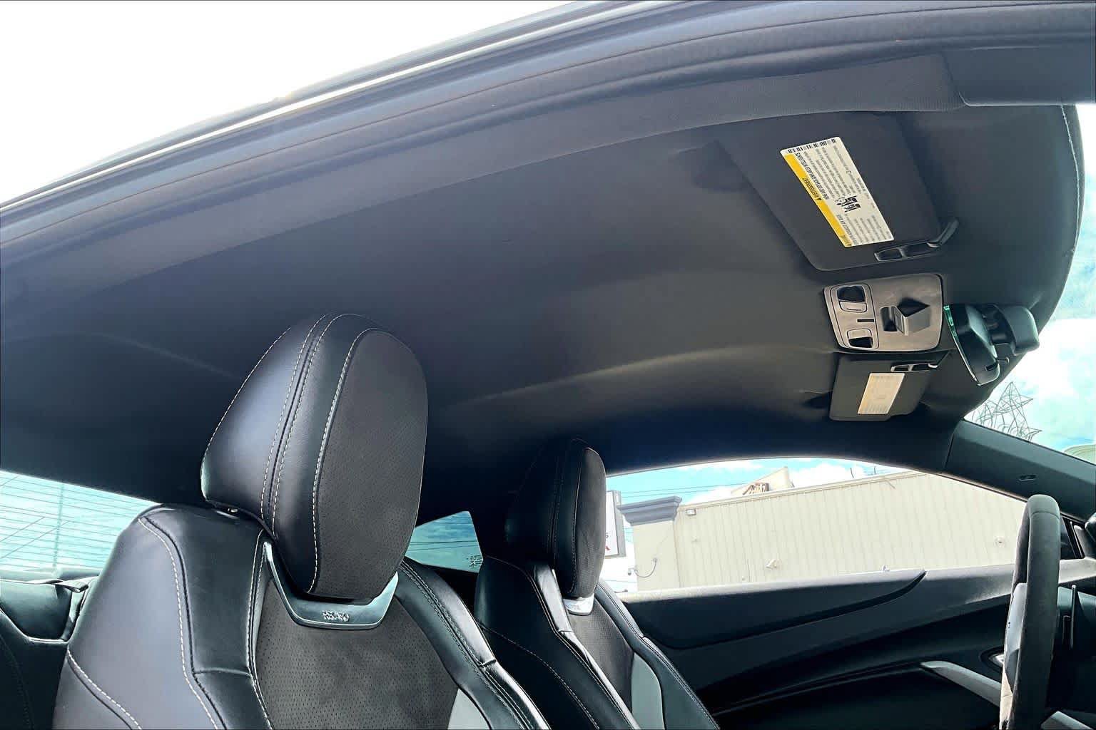 Used 2018 Chevrolet Camaro SS RWD image 14