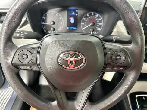 Used 2024 Toyota Corolla LE FWD image 18