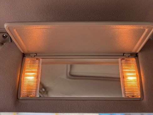 Used 2001 Jaguar XJ Vanden Plas image 24