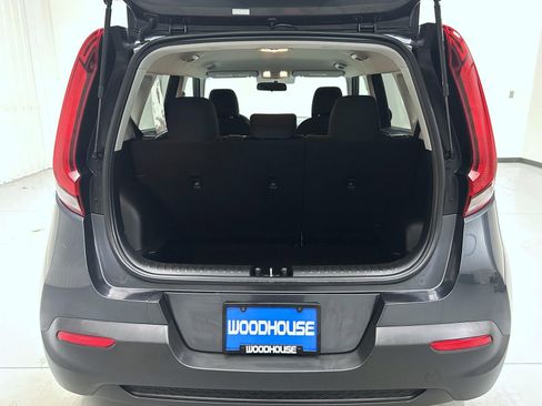 Used 2020 Kia Soul LX image 21
