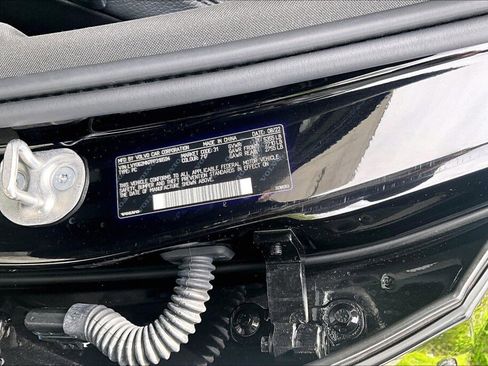 Used 2023 Volvo S90 B6 Plus AWD/4WD image 20