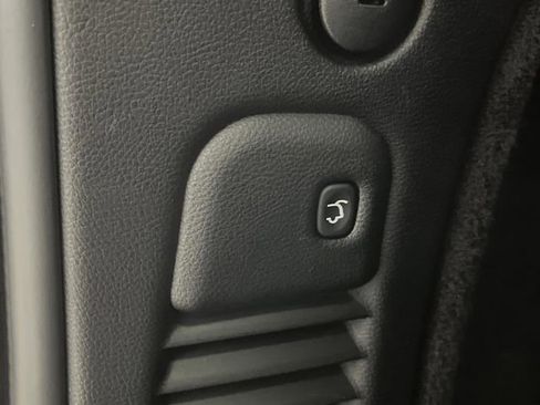 Certified 2025 Dodge Durango R/T image 16