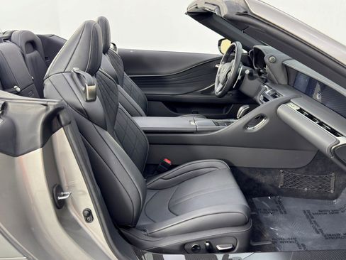 Used 2023 Lexus LC 500 Convertible image 15