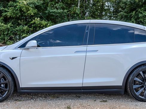 Used 2020 Tesla Model X Long Range AWD/4WD image 4