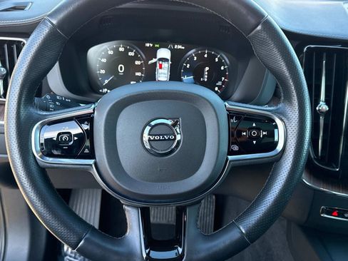 Used 2019 Volvo XC60 T6 Inscription image 28