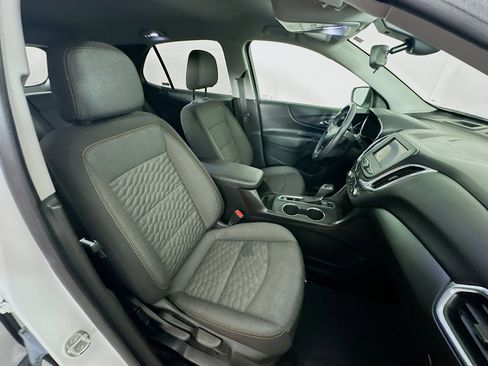 Used 2020 Chevrolet Equinox LT image 31