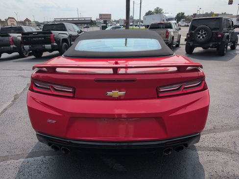 Used 2016 Chevrolet Camaro SS RWD image 4