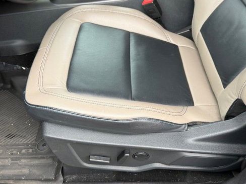 Used 2023 Ford Bronco Wildtrak image 36